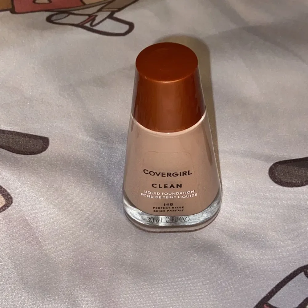 Covergiri Clean Liquid Foundation New 148 Makeup